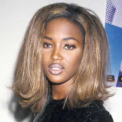 1990-naomi-campbell-400