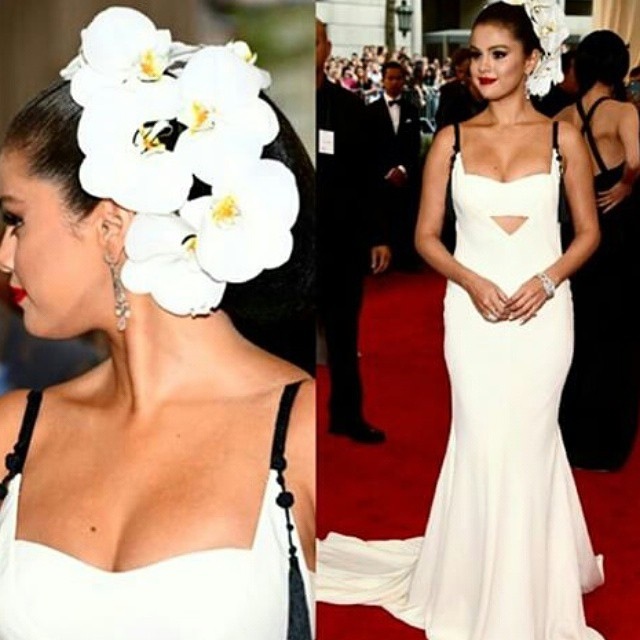 One of my favorite looks is this floral ethereal look by Selena Gomez